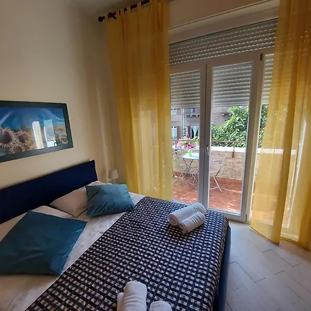 Flat Near Theater Massimo